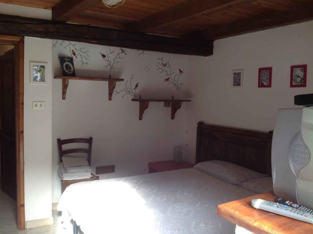 B&B La Miando Salza di Pinerolo Екстер'єр фото