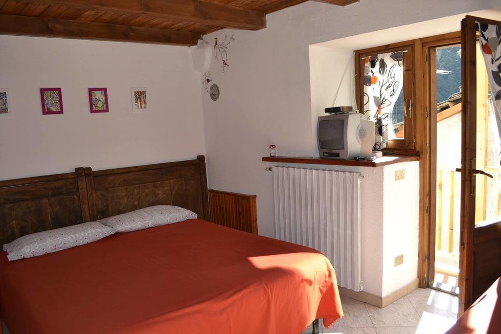 B&B La Miando Salza di Pinerolo Екстер'єр фото
